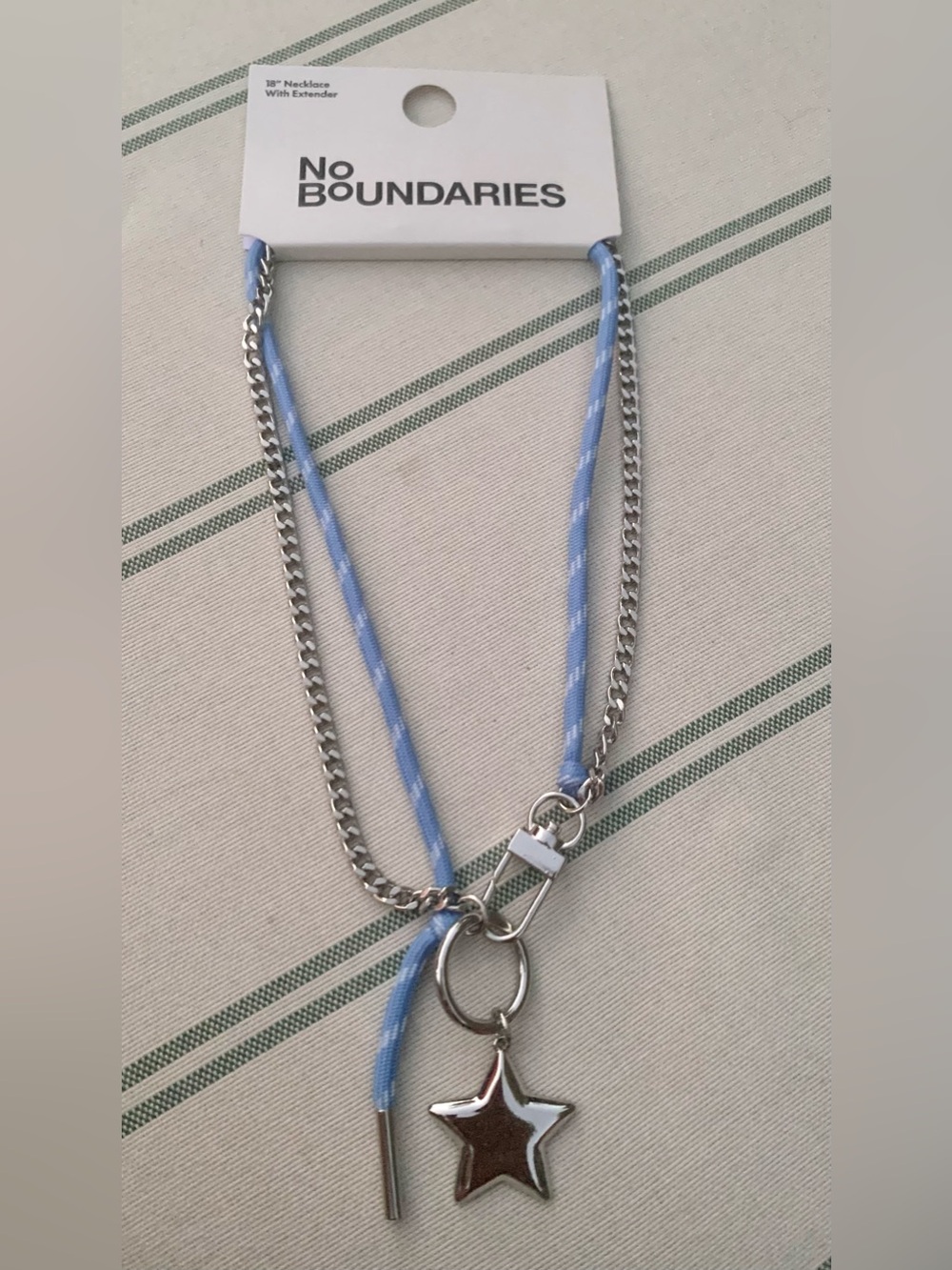 NWT No Boundaries Silver & Light Blue Star Charm Necklace/bag charm